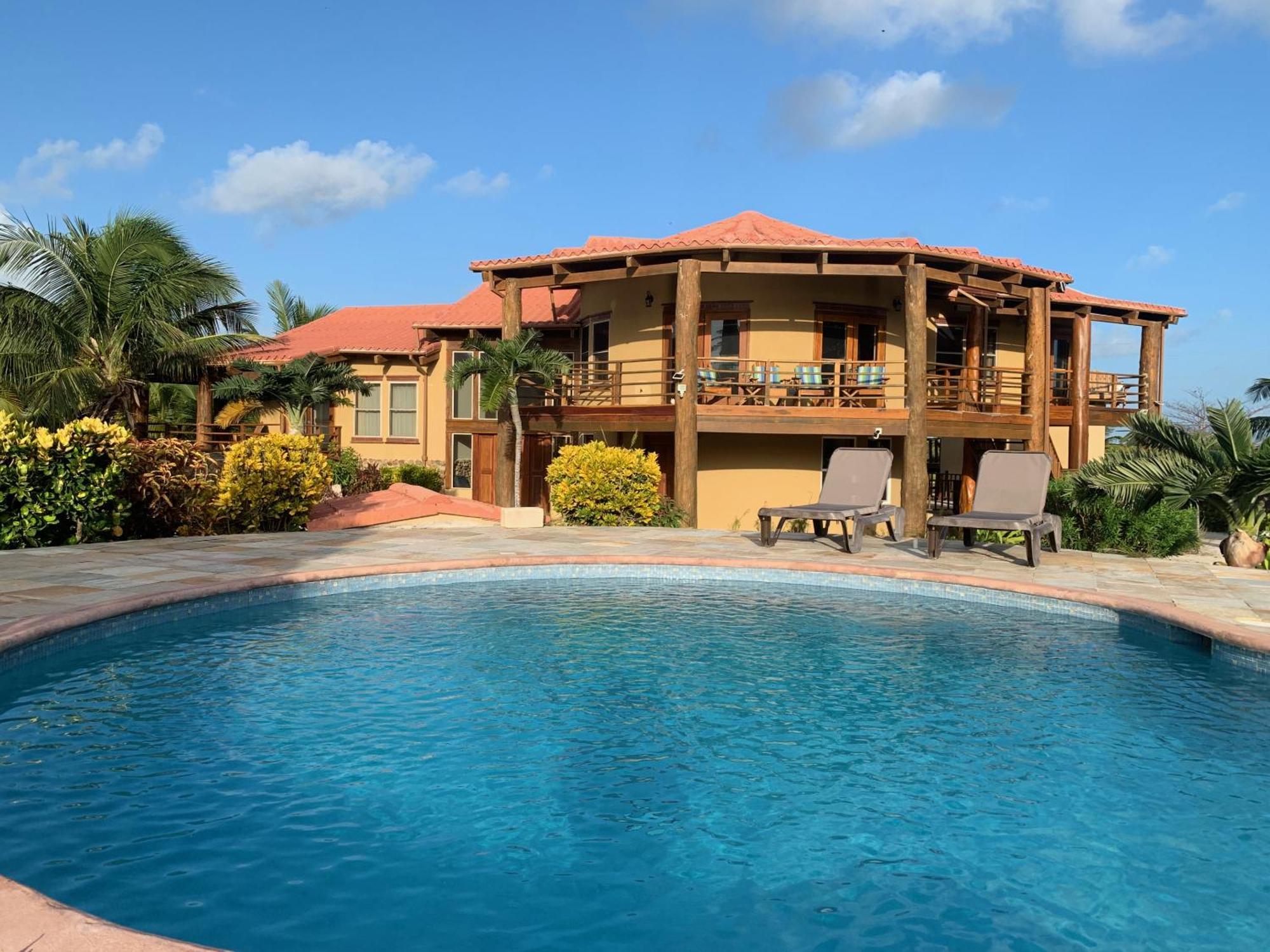 Villa Serenity Сан-Педро Номер фото